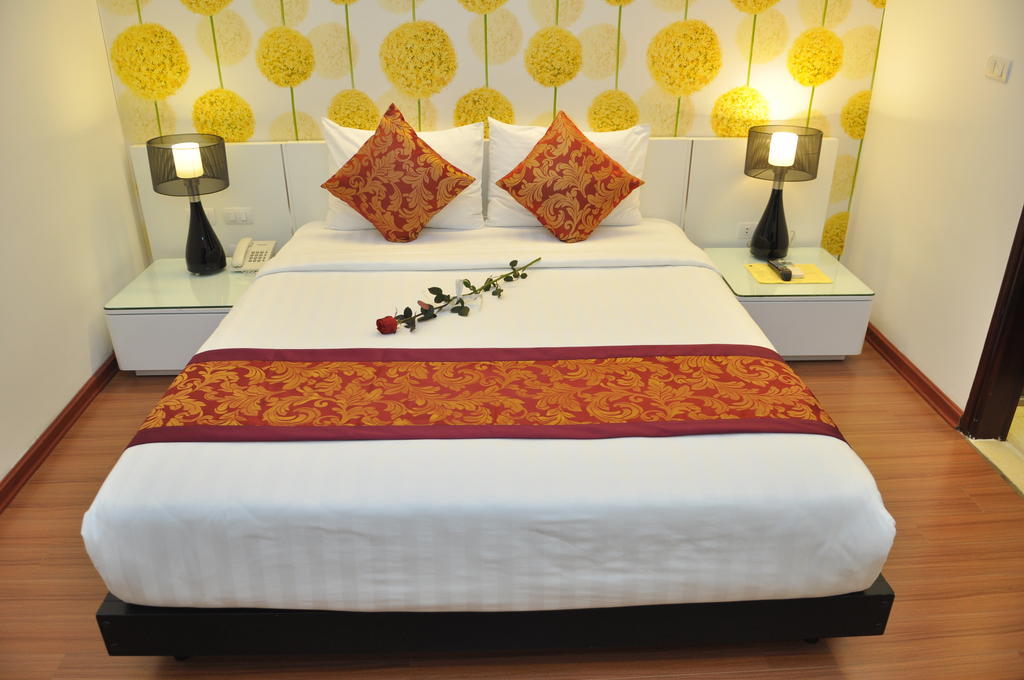 Hanoi Legacy Hotel - Hoan Kiem Екстер'єр фото